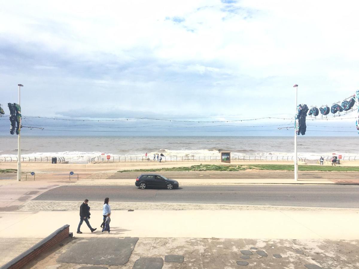Sunny Days Hotel Blackpool Exteriör bild